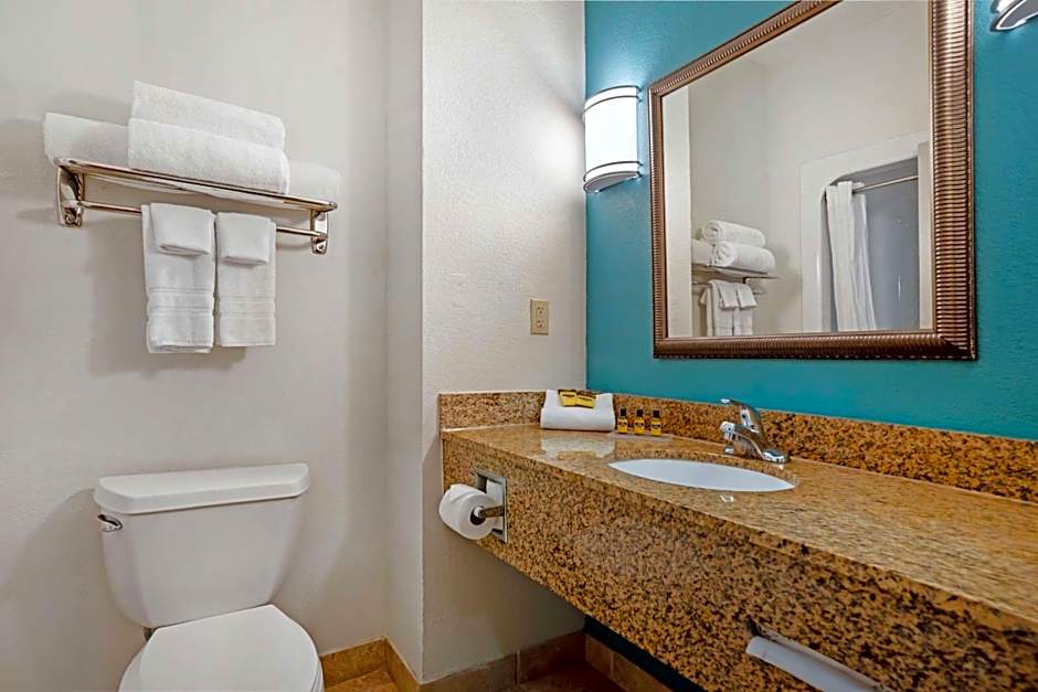 Best Western Plus Blue Angel Inn