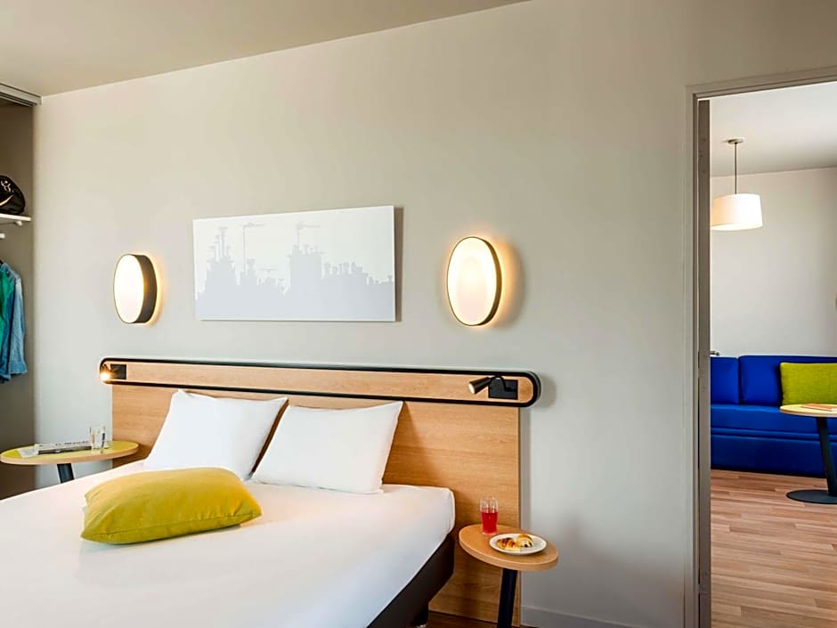 Aparthotel Adagio Access Paris Massy Gare