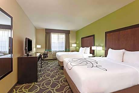 Queen Room with Two Queen Beds - Non-Smoking