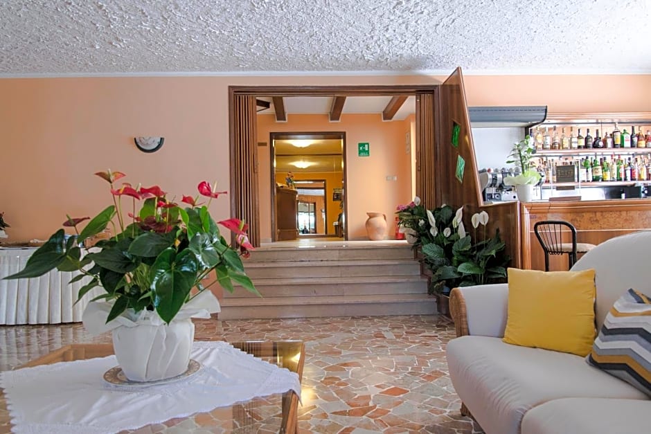 Hotel Rosa Del Tirreno
