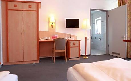 Triple Room - Disability Access