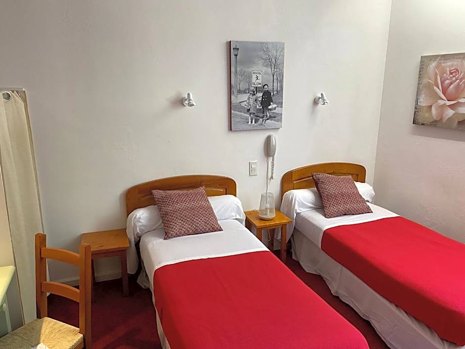 HOTEL LES MARRONNIERS