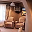 Bass Lake Country Lodge