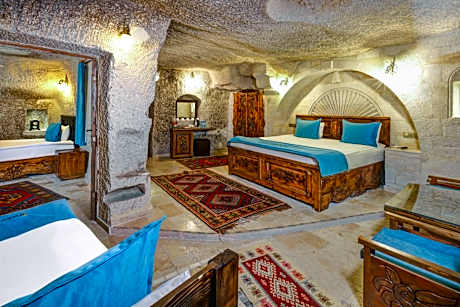 King Suite with Spa Bath