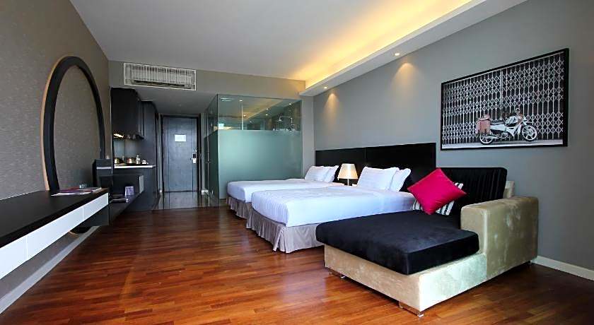 The Shore Hotel & Residences