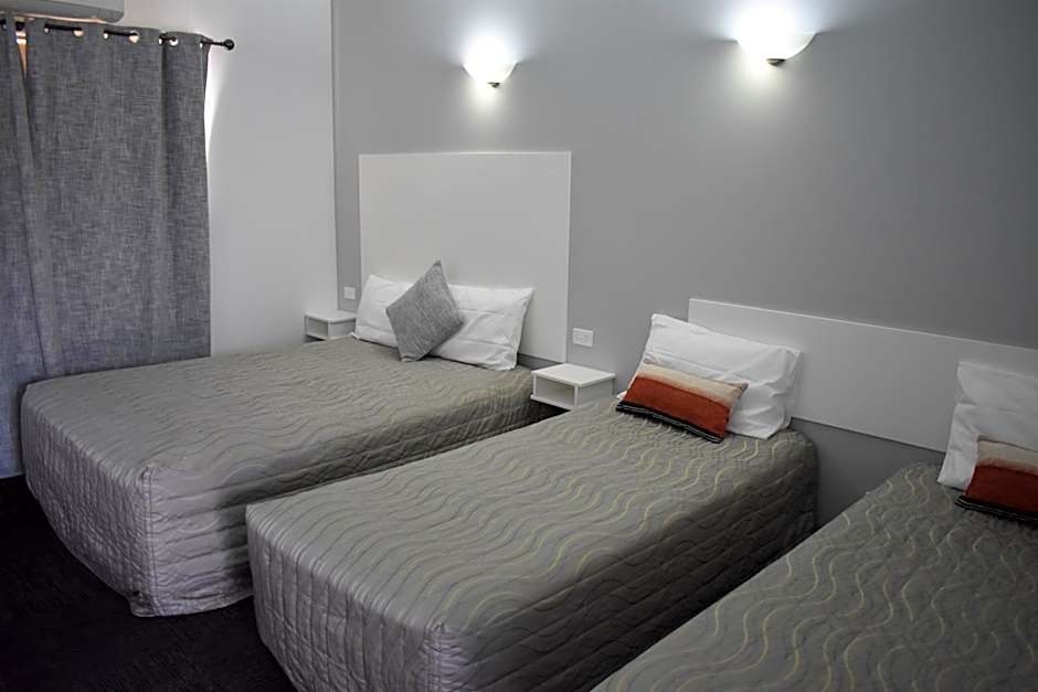 Riviana Motel