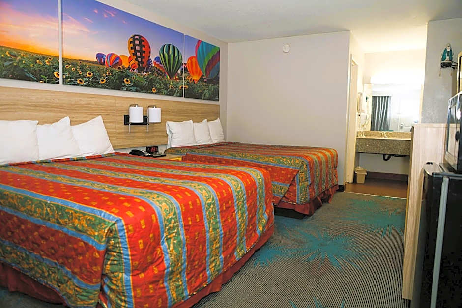 Days Inn by Wyndham East Albuquerque