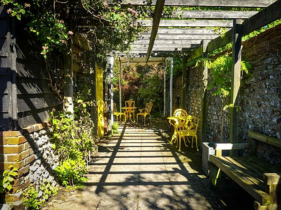 Ye Olde Smugglers Inne