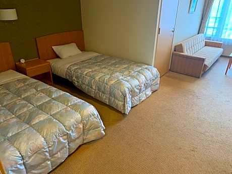 Twin Room - Non-Smoking - Main Building