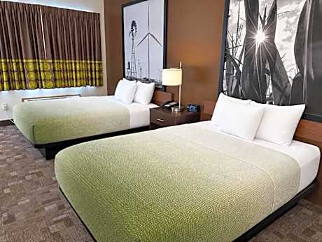 Double Room with Two Double Beds - Non-Smoking