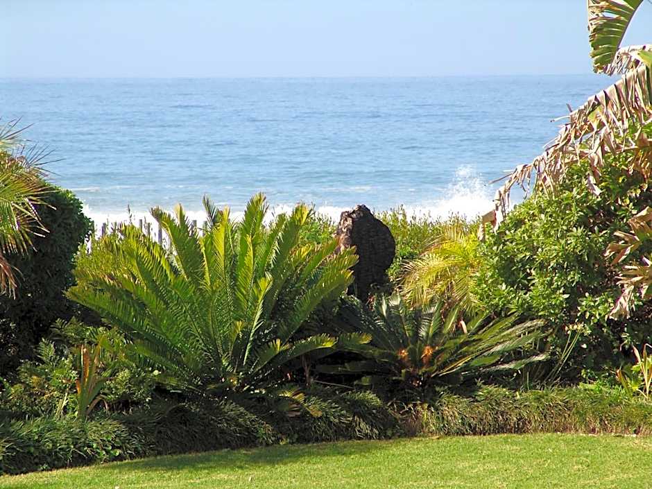 Diaz 15 House on the Bay