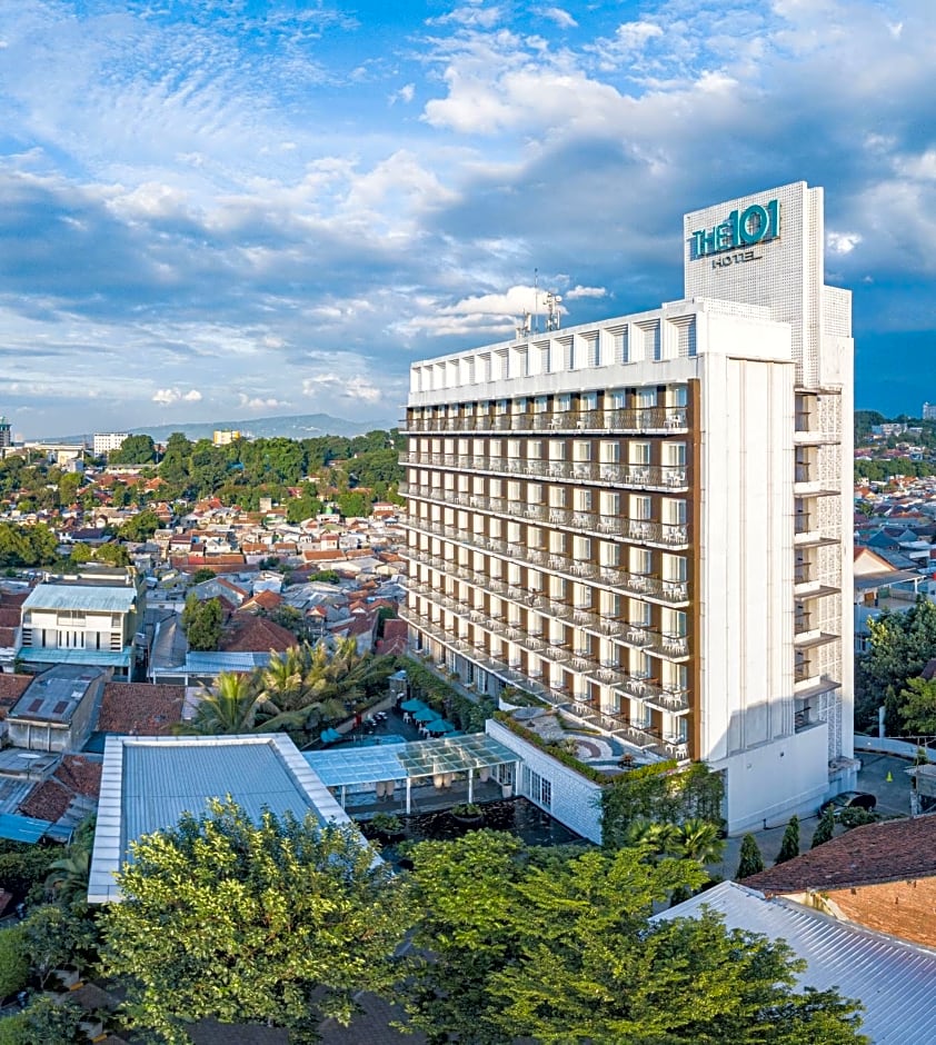 The 1o1 Bogor Suryakancana Hotel