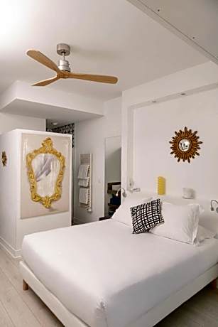 Classic Double Pavillon Room