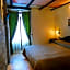 Chalet Sul Lago Hotel In Montagna