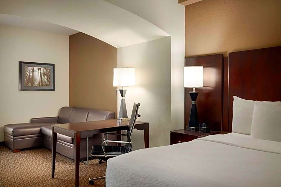 La Quinta Inn & Suites by Wyndham Memphis Wolfchase