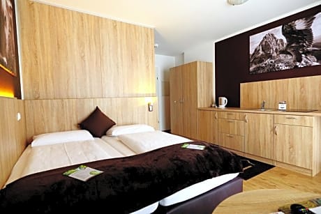 Comfort Double or Twin Room with Kitchen