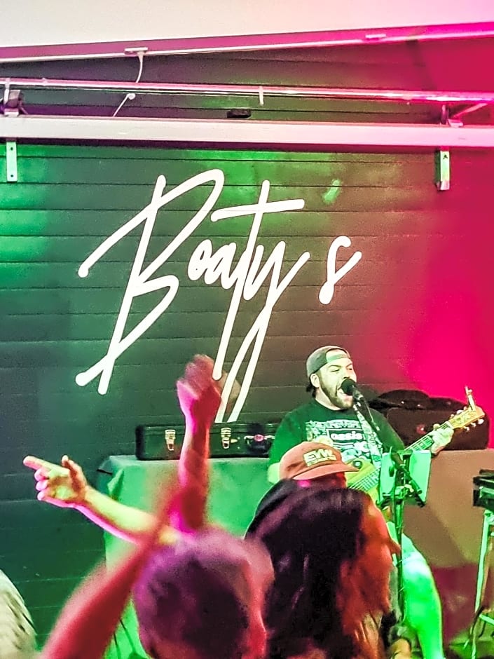 Base Airlie Beach Resort