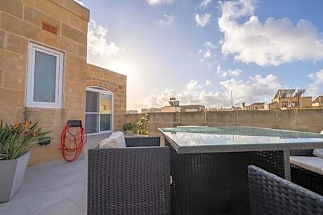 Deluxe Suite with Sea View