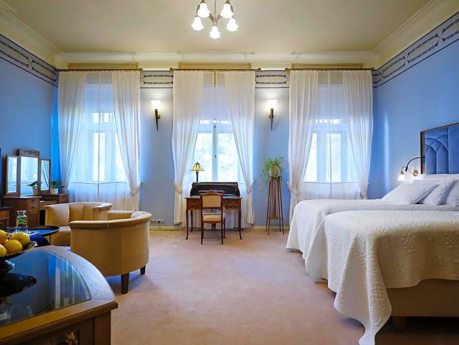 Villa Ammende Restaurant and Hotel