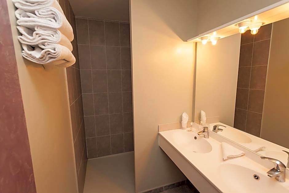 Hotel Grand Cap Rooftop Pool