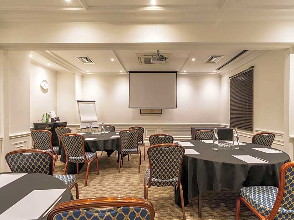 Mercure Exeter Southgate