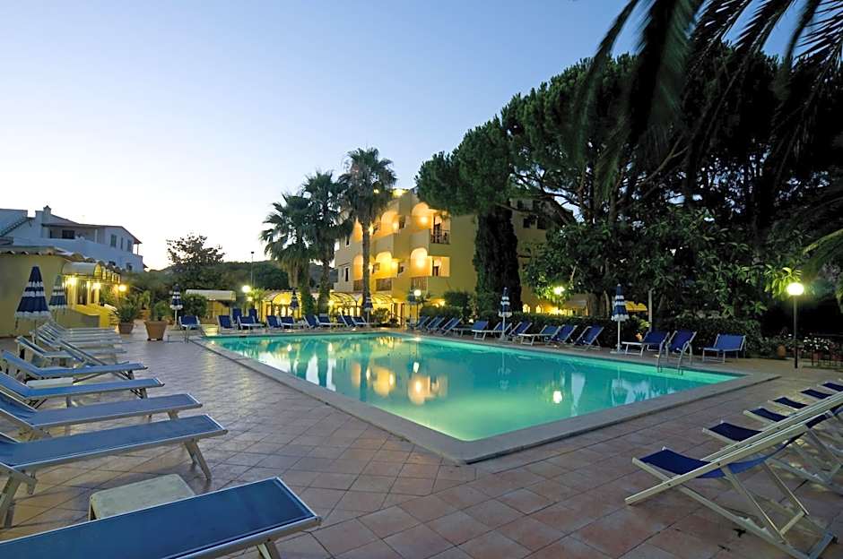 Family Spa Hotel Le Canne