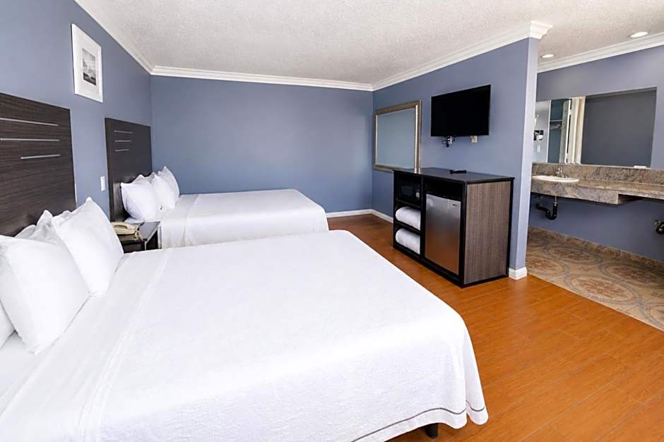 Big A Motel & Suites Near Disneyland Orange County