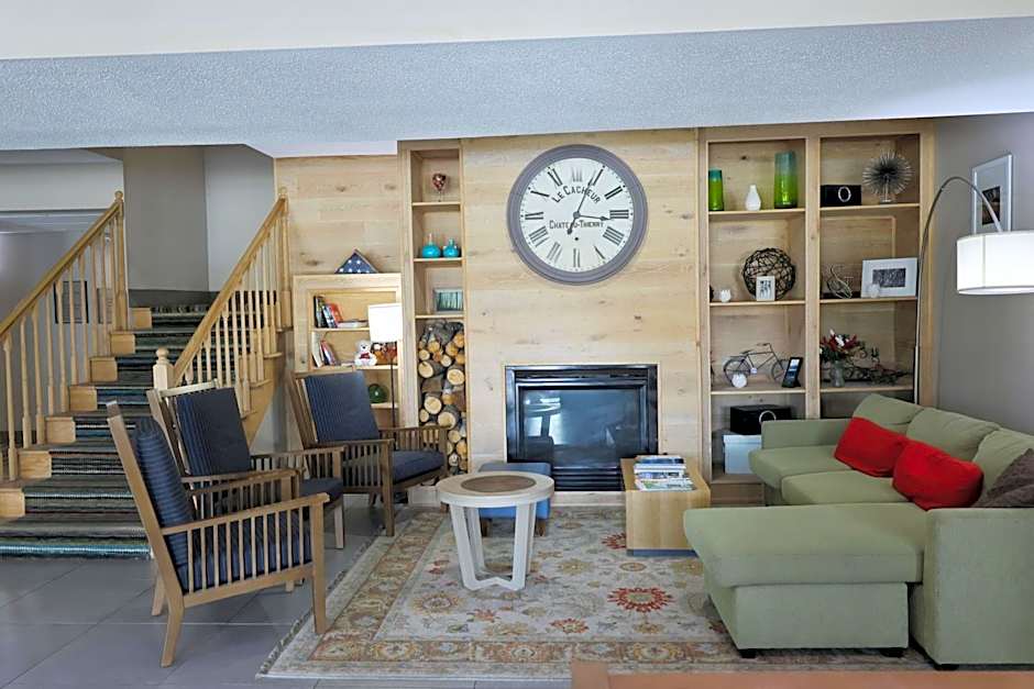 Country Inn & Suites by Radisson, Sparta, WI