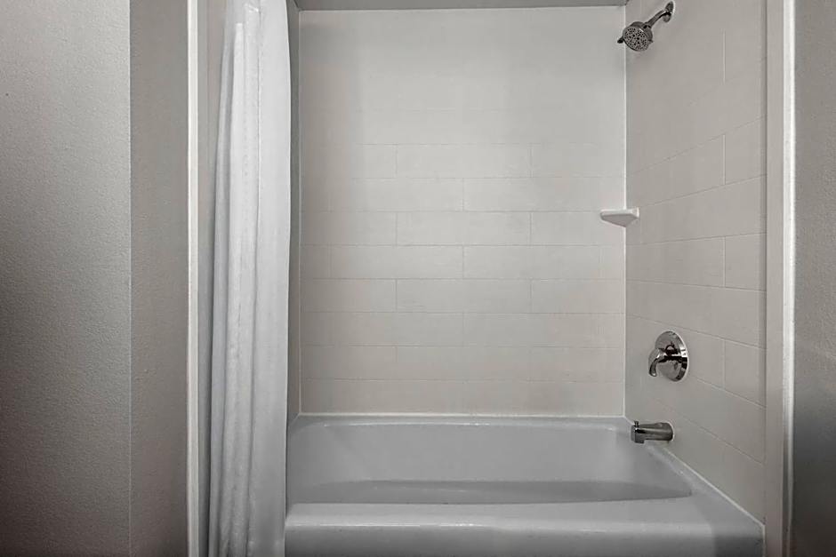 Holiday Inn Roanoke-Tanglewood-Rt 419&I581 by IHG