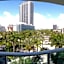 Tides Apt on Hollywood Beach