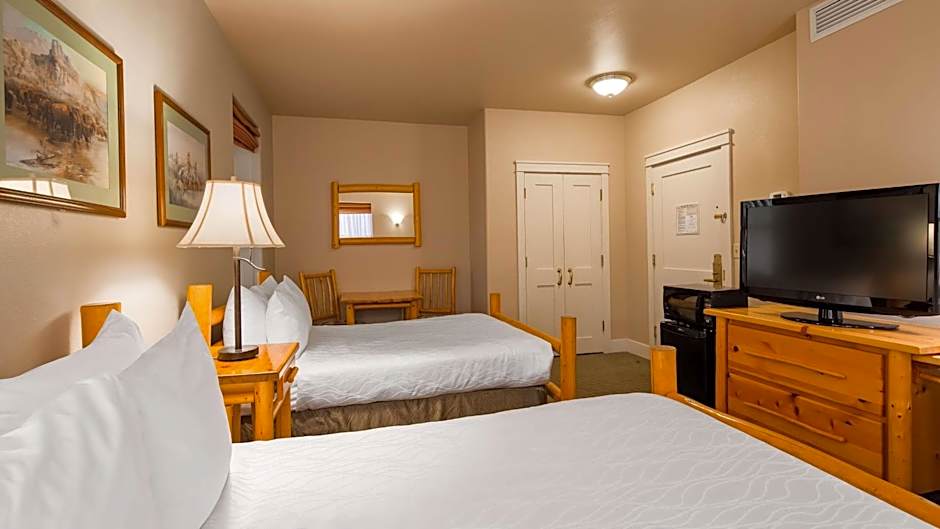 Best Western Plus Plaza Hotel