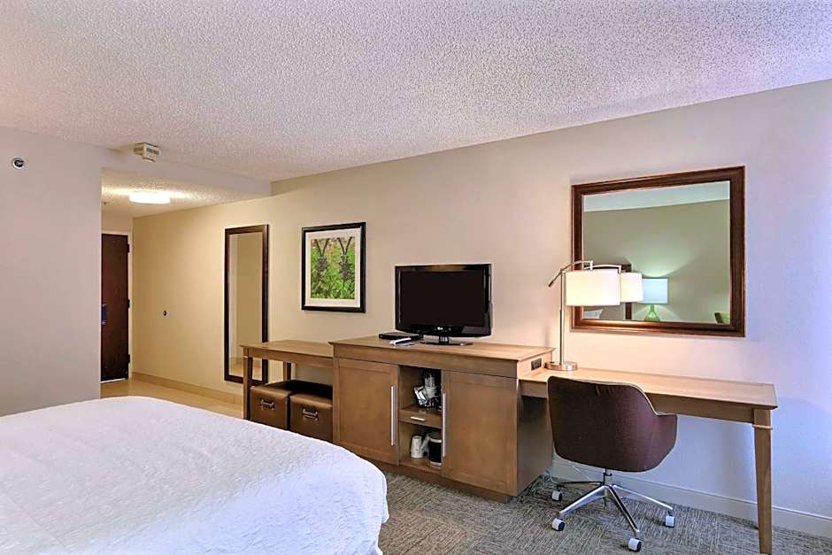 Hampton Inn By Hilton Savannah-I-95/Richmond Hill