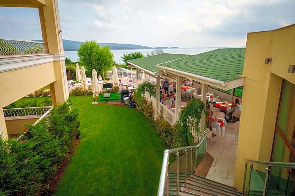 Hotel Perla Beach Luxury - All Inclusive & Free Beach Access