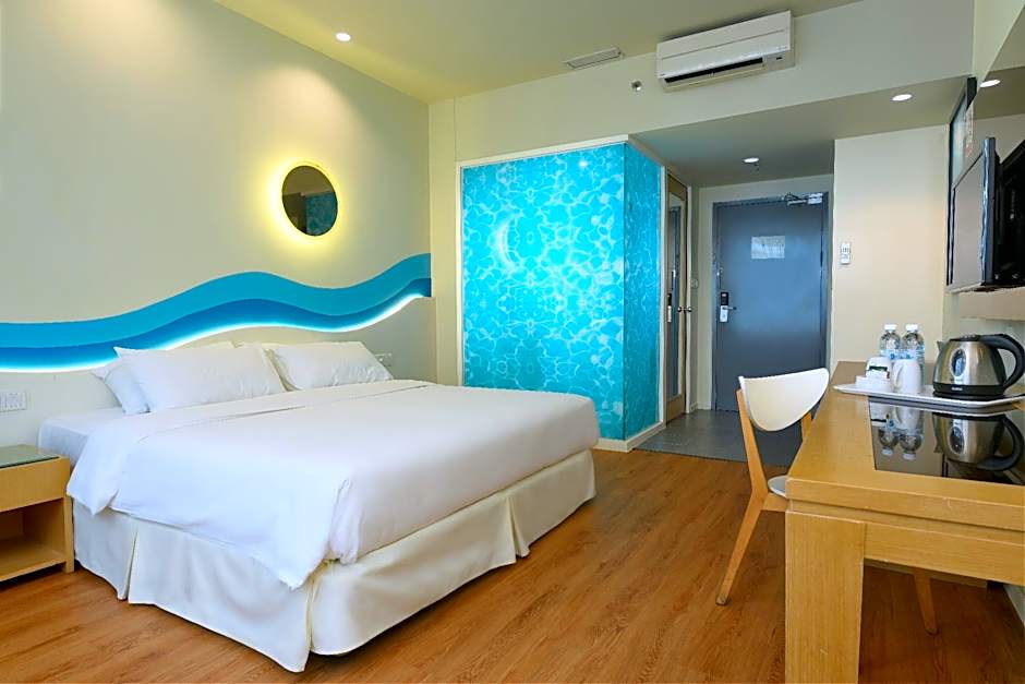 Oceania Hotel