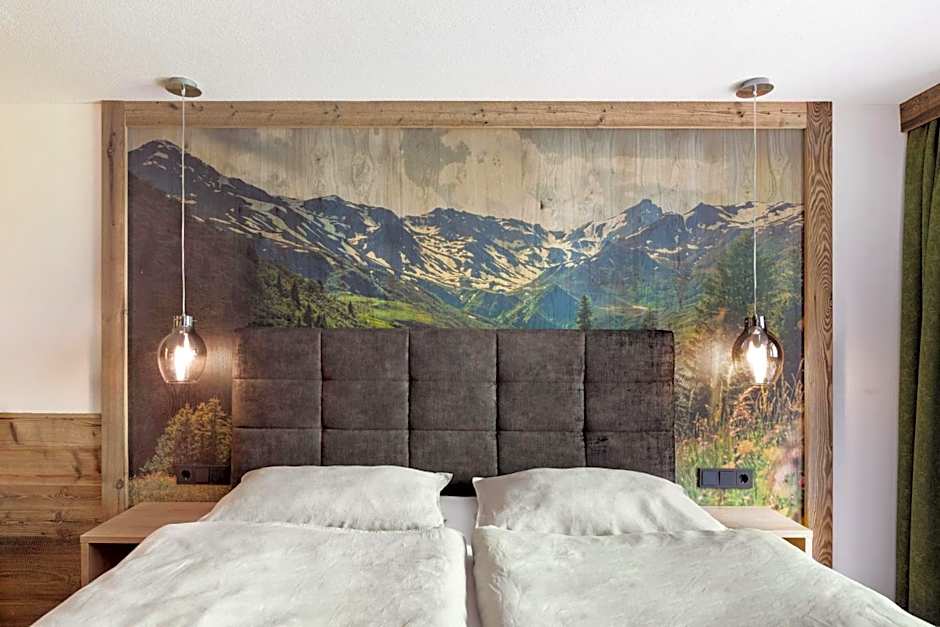 Berggasthaus Höllensteinhütte