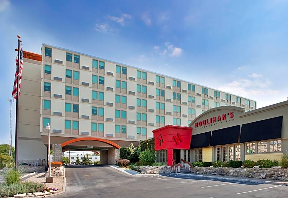 Holiday Inn At the Campus By IHG