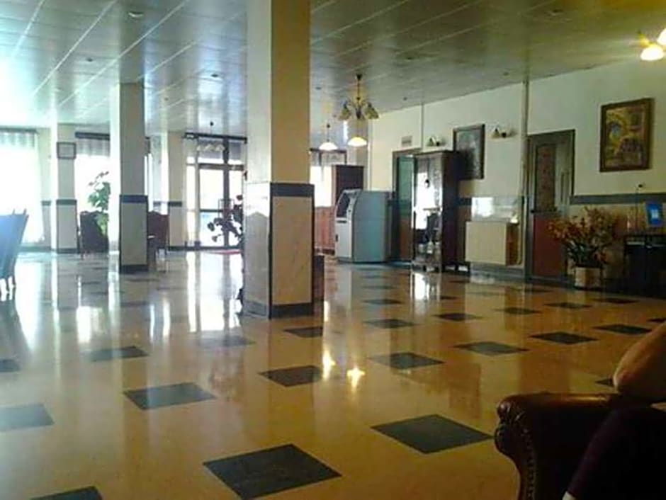 Hydra Hotel