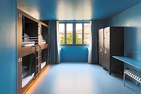 4-Bed Mixed Dormitory Room