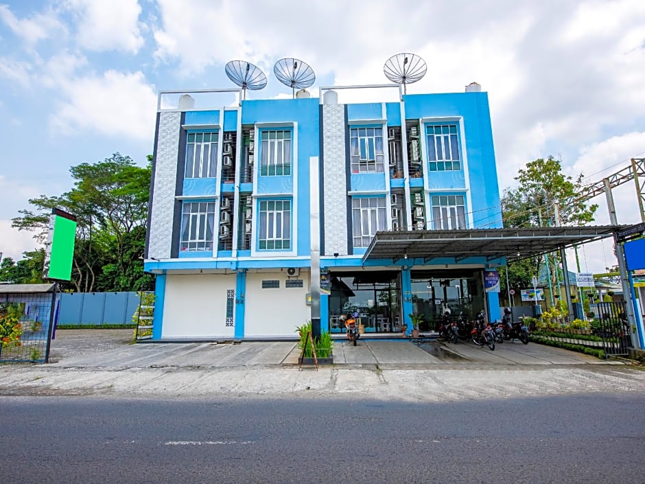 Super OYO 3746 Double Tree Guesthouse