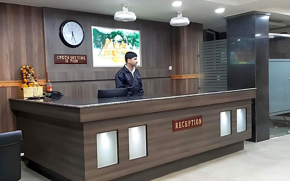 Hotel Chintpurni International