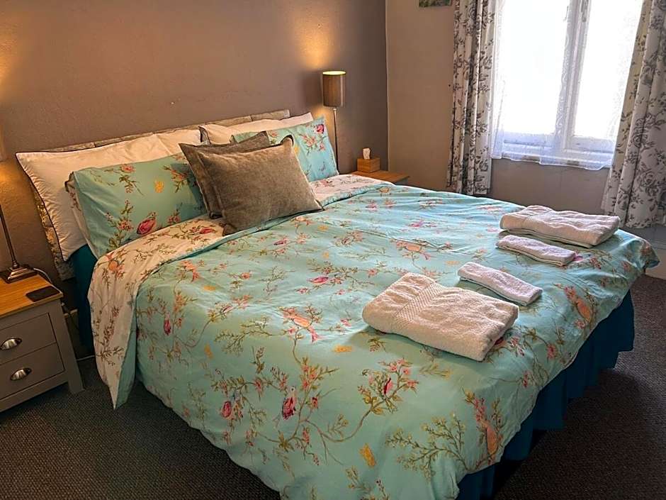 The Old Brasserie & Rooms @ no.8