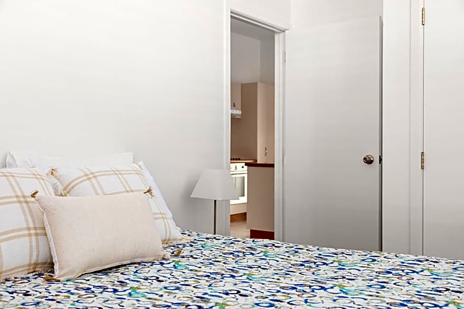 Ocean Beach Motor Lodge