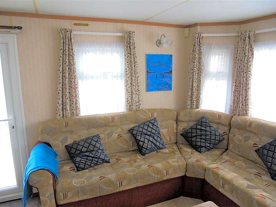 Golden Sands: Arizona GS 6 Berth, Access to the beach