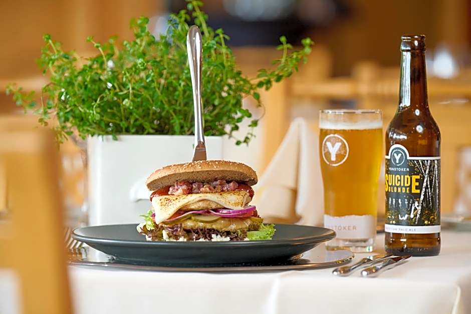 Hotel Am Kurhaus mit erstem Ayurveda Center Sachsens - direkt am Gesundheitsbad ACTINON & Kurpark