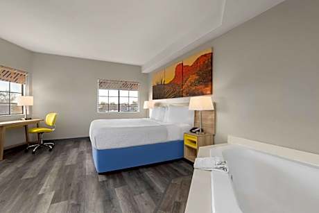 1 King Bed Deluxe Suite Non-Smoking