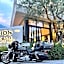 Athos Hotel