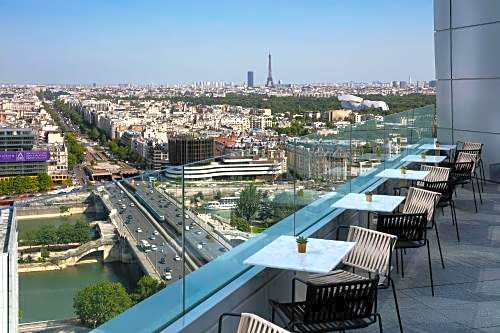 Melia Paris La Defense