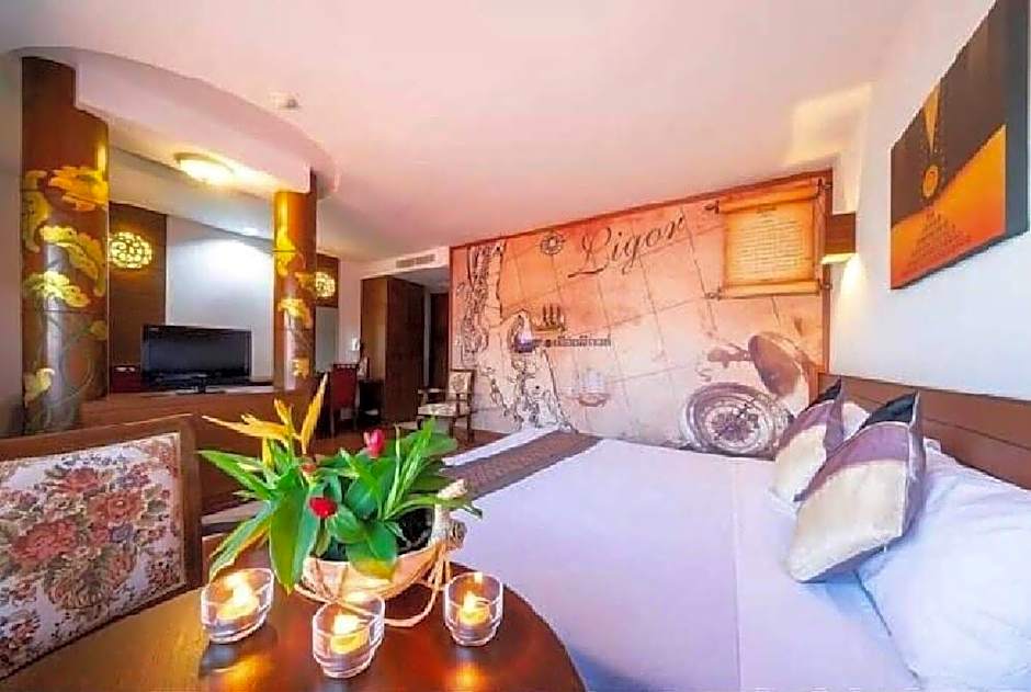 The Ligor City Hotel