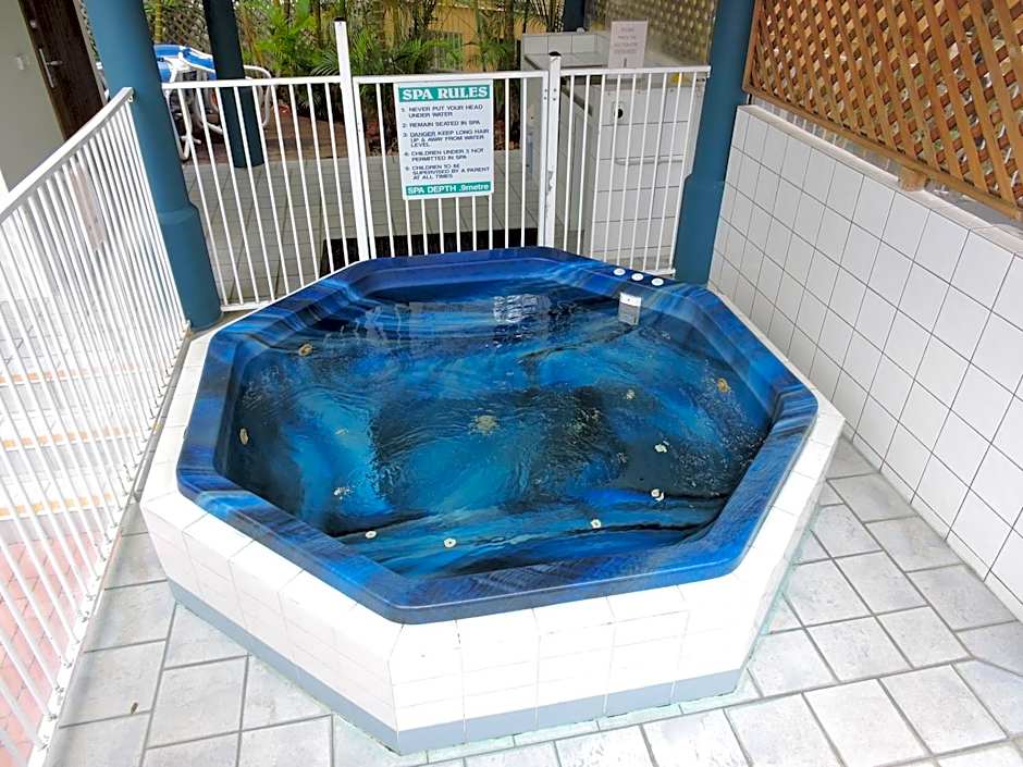 Santa Anne By The Sea