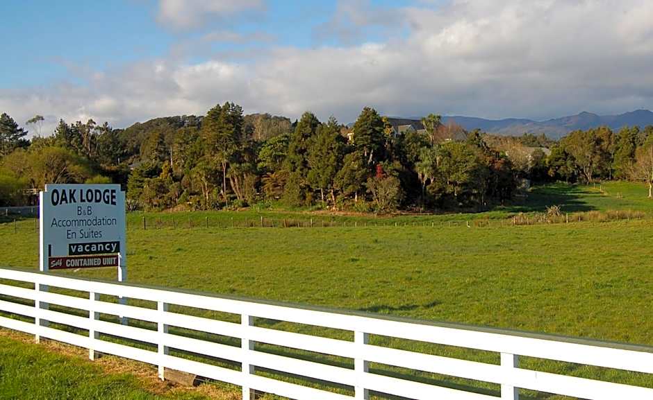 Oak Lodge